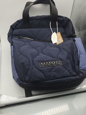 BAGSMART Men's Navy Quilted Backpack Tote